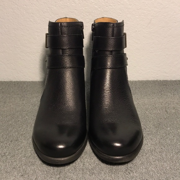 Naturalizer Kepler Block Heel Leather Ankle Boots - Picture 3 of 8